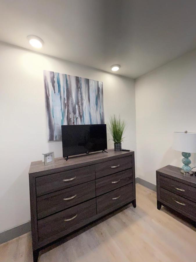 Modern Santorini Suite Houston Nrg Tmc Luxurious Walkable Exterior photo