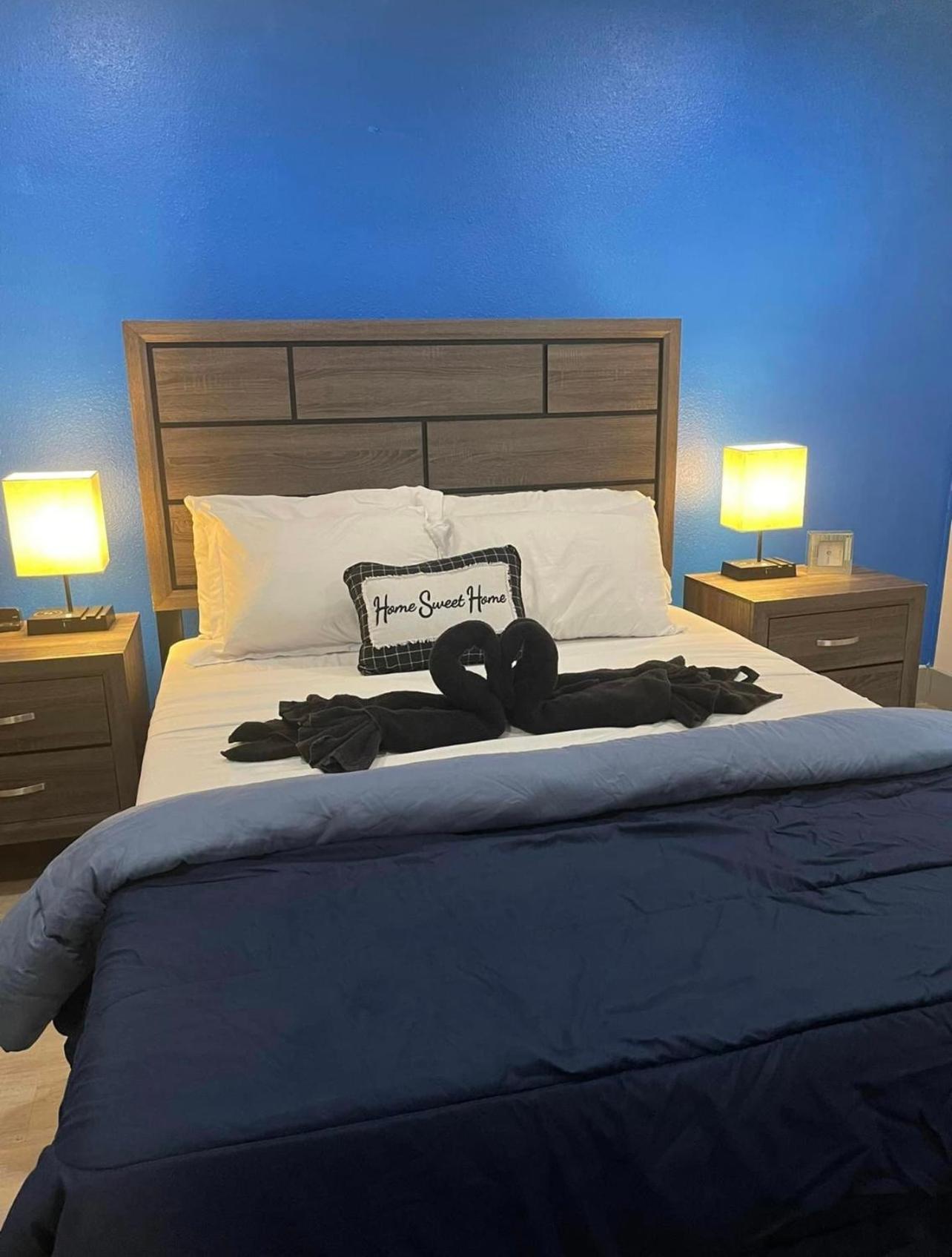 Modern Santorini Suite Houston Nrg Tmc Luxurious Walkable Exterior photo